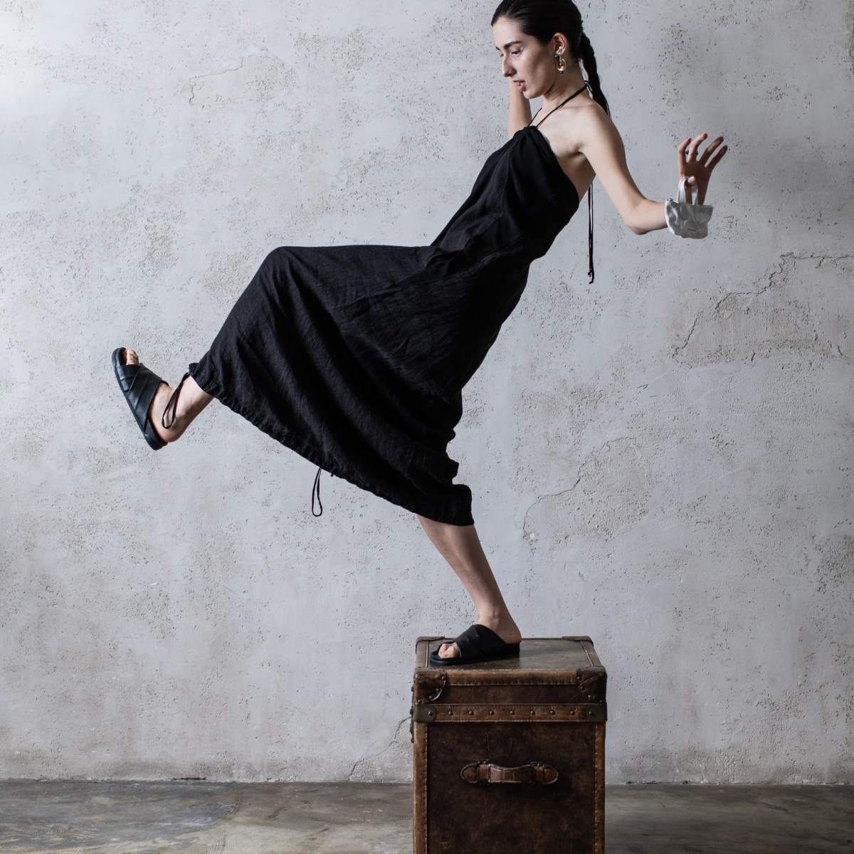 PROJECT 01 :&nbsp;LOOK4