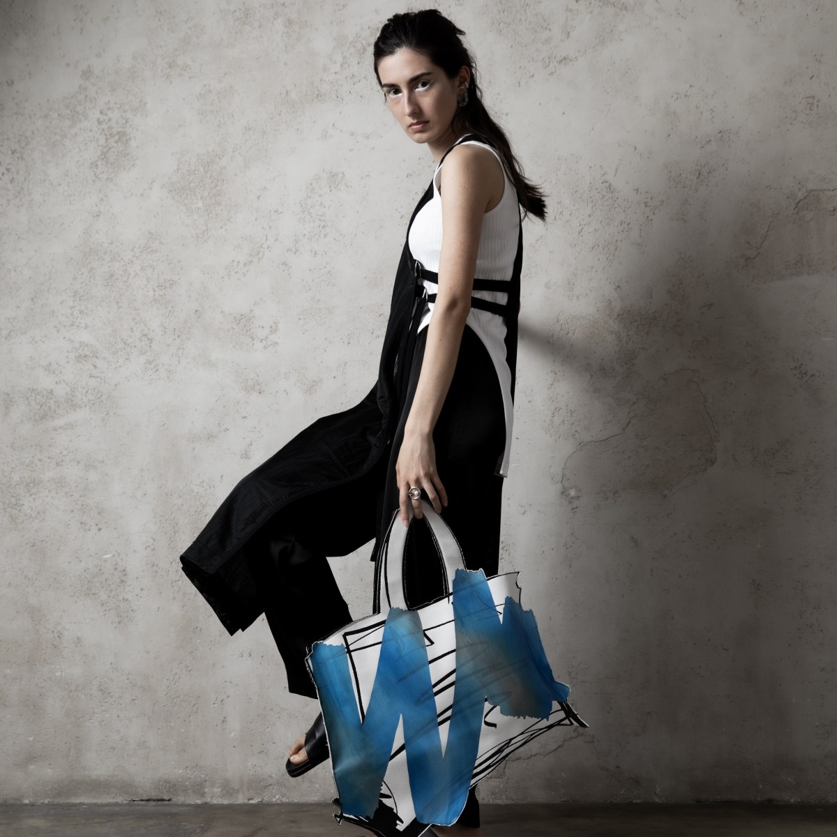 PROJECT 01 :&nbsp;LOOK8