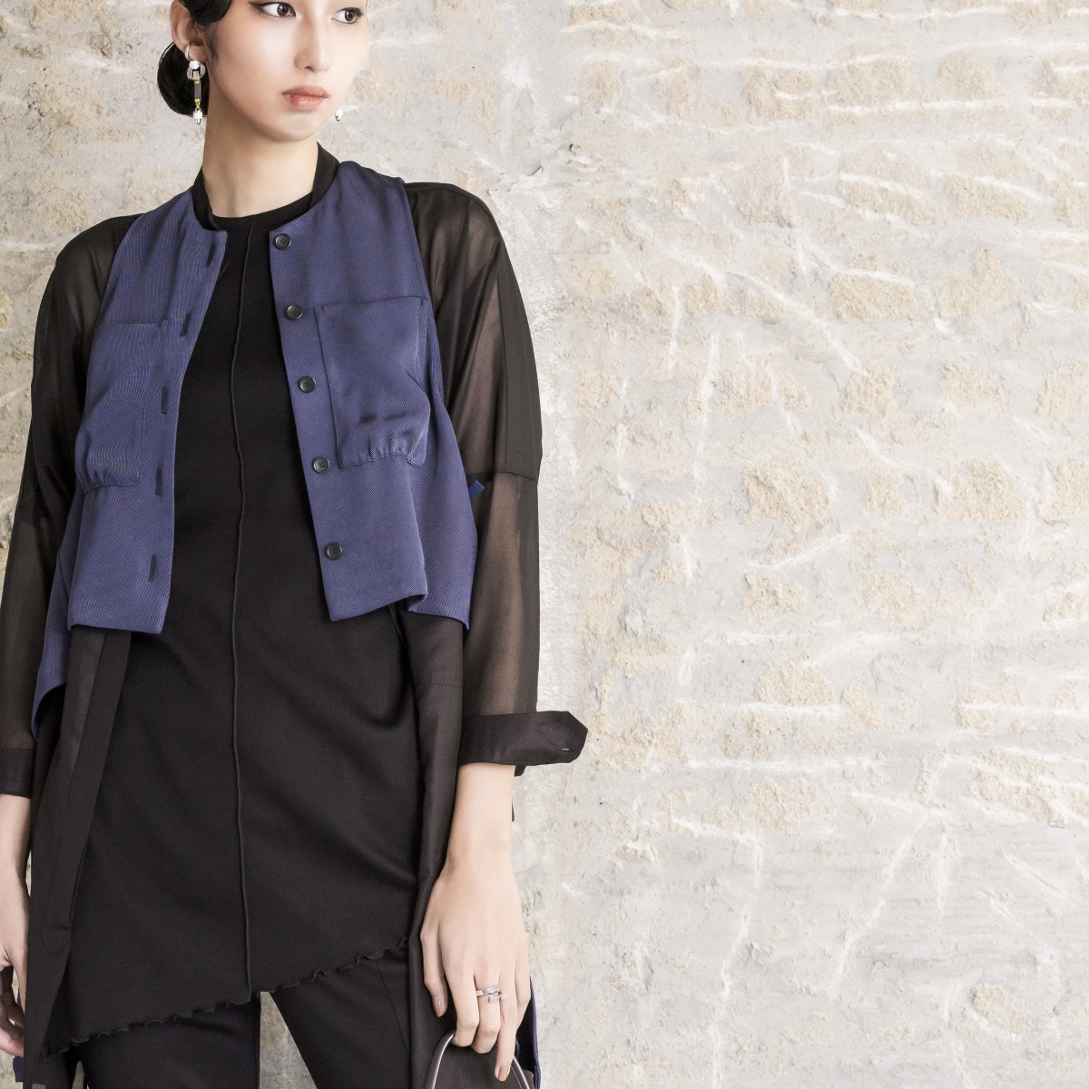 PROJECT 03 :&nbsp;LOOK1