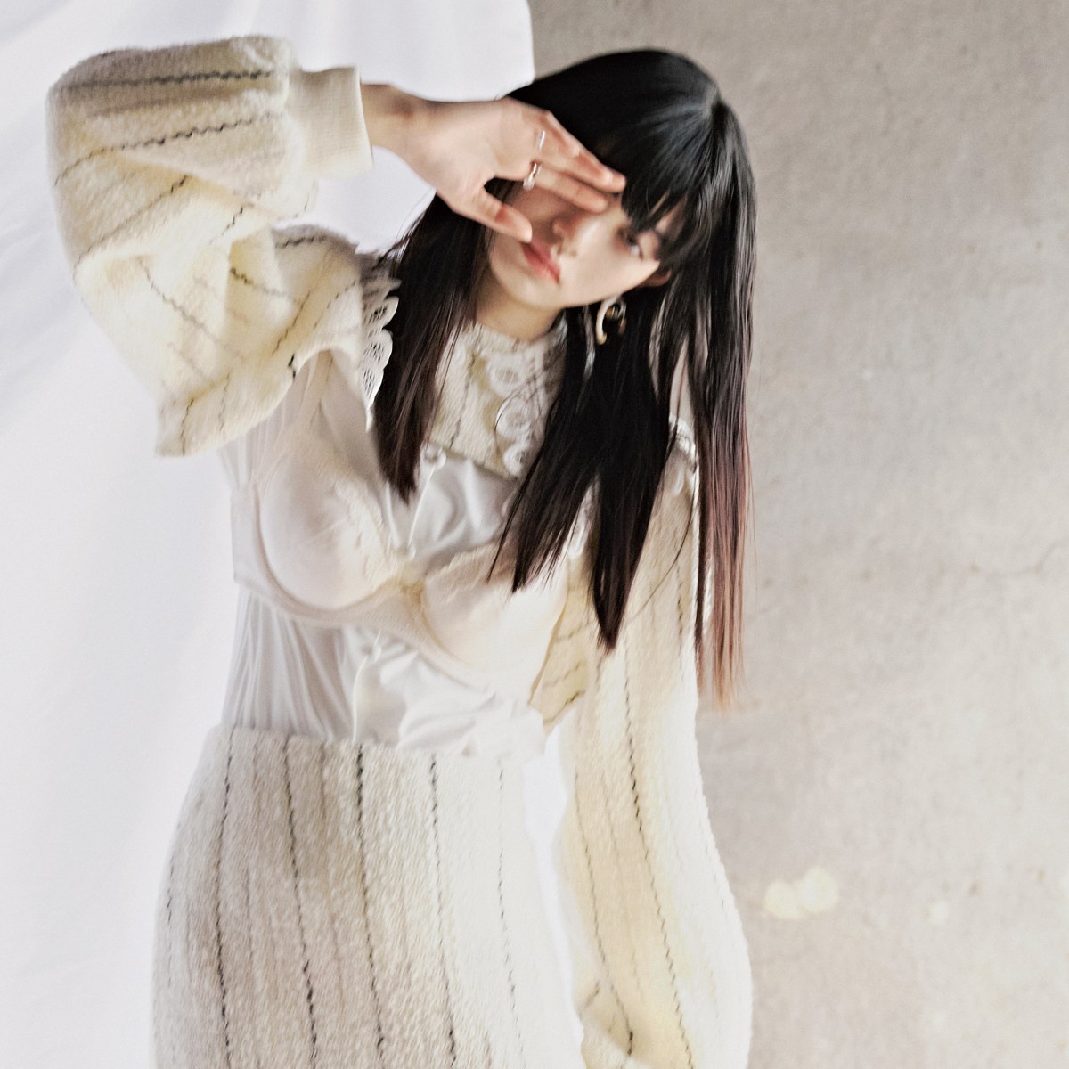 PROJECT 04 :&nbsp;LOOK5