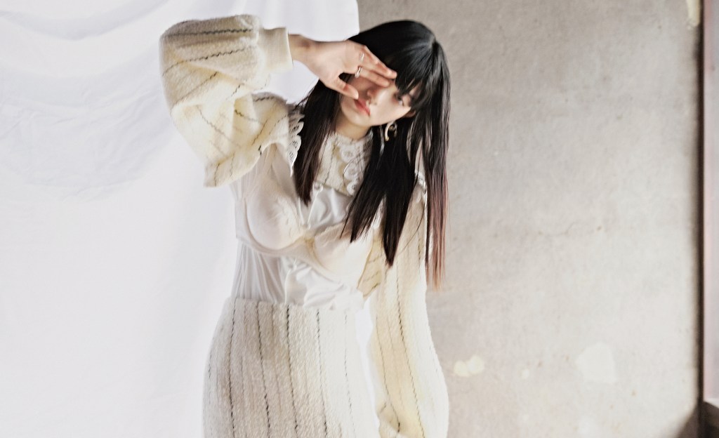 PROJECT 04 :&nbsp;LOOK5