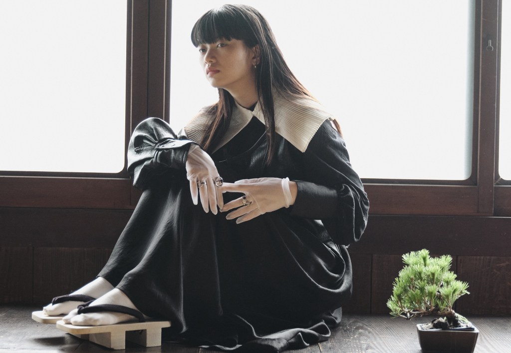 PROJECT 04 :&nbsp;LOOK7